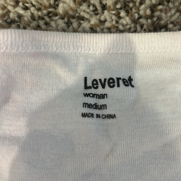 Leveret Set - Picture 2 of 4